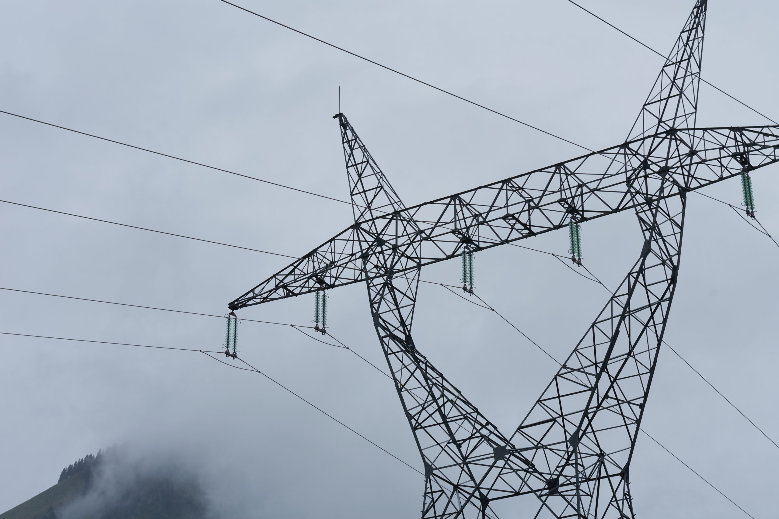 Pylônes et structures techniques